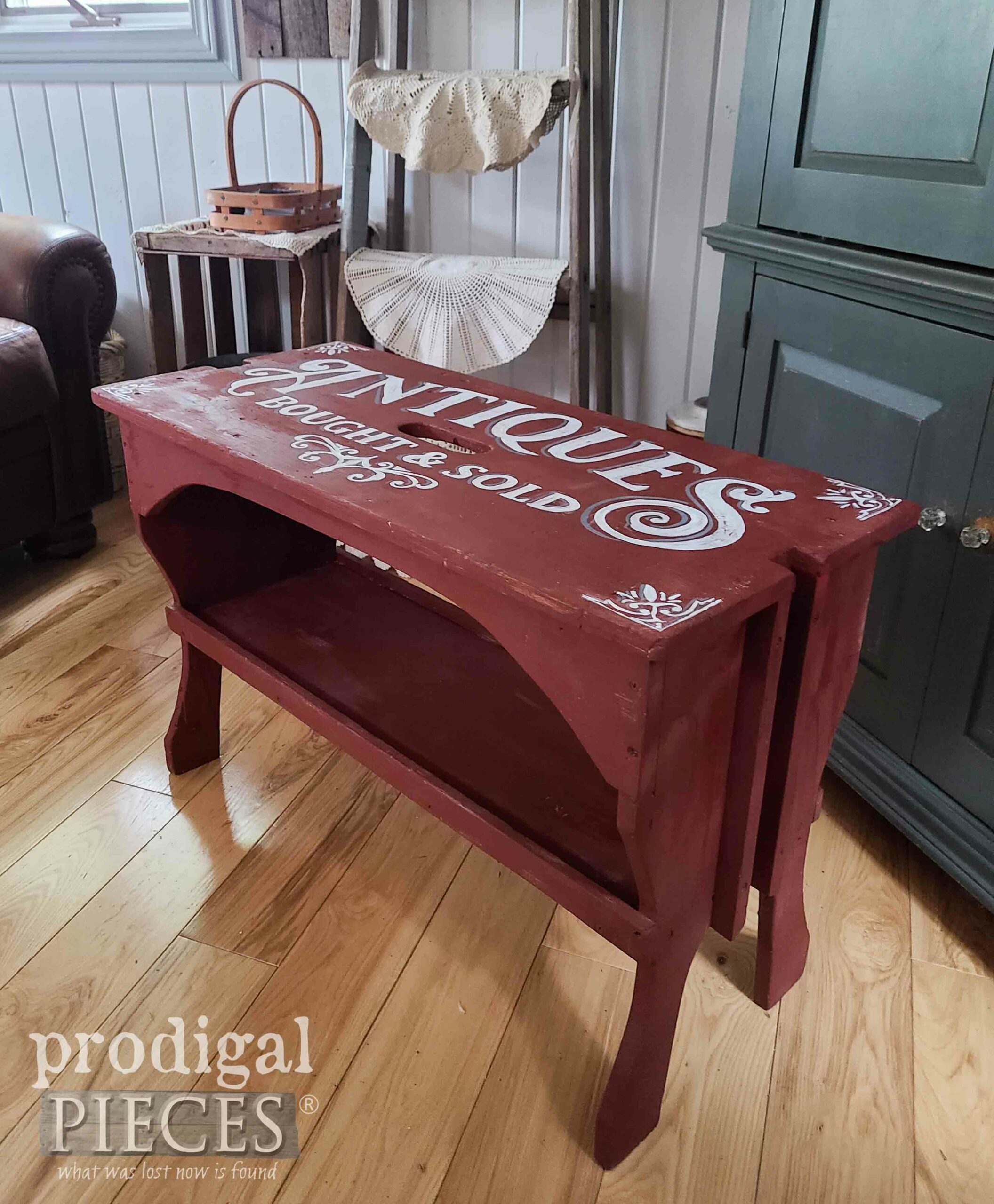 Vintage Red Bench with Typography by Laissa of Prodigal Pieces | prodigalpieces.com #prodigalpieces