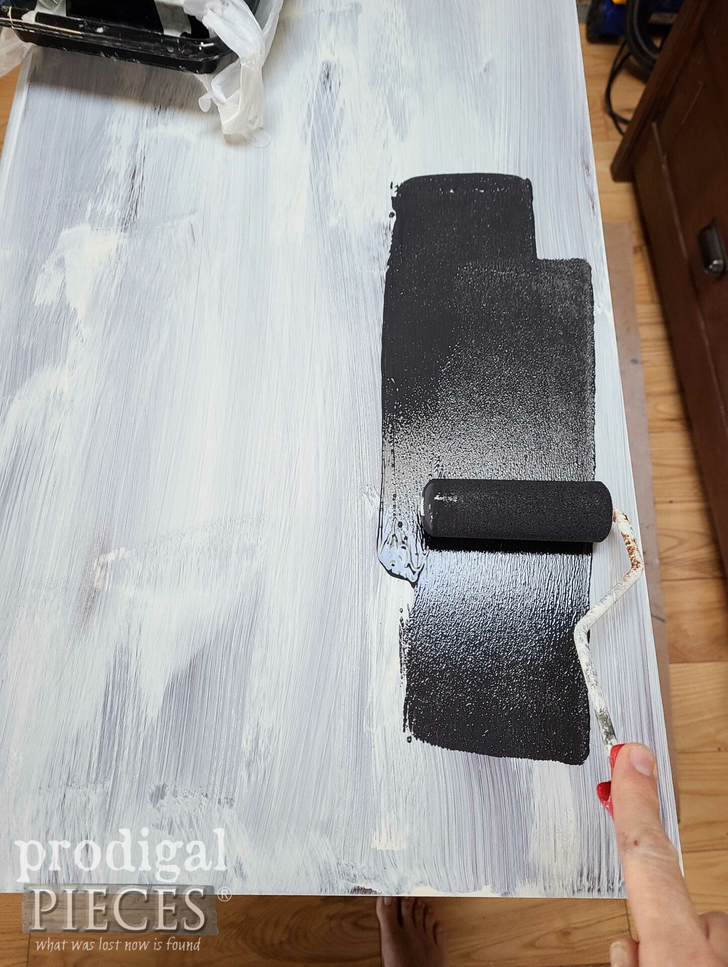 Painting Desk Top Black on top of Zinsser BIN primer | prodigalpieces.com #prodigalpieces