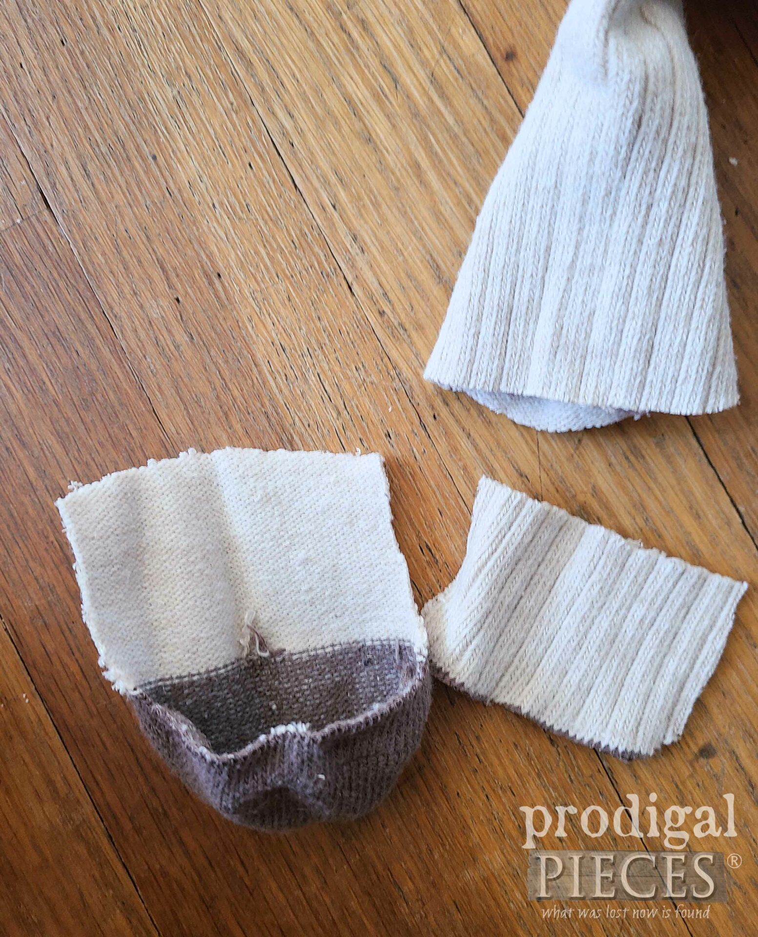 Cut Sock Toe for Sheep Head | prodigalpieces.com #prodigalpieces