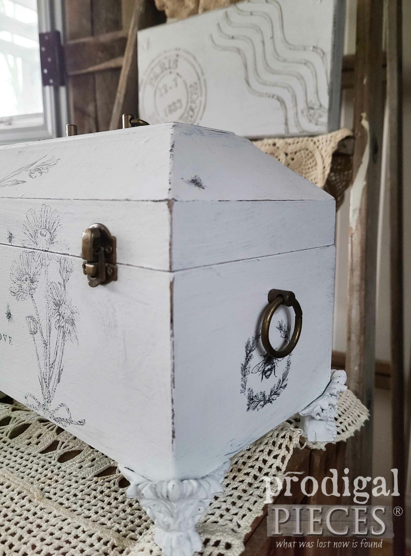 DIY Decorated Box Side by Larissa of Prodigal Pieces | prodigalpieces.com #prodigalpieces