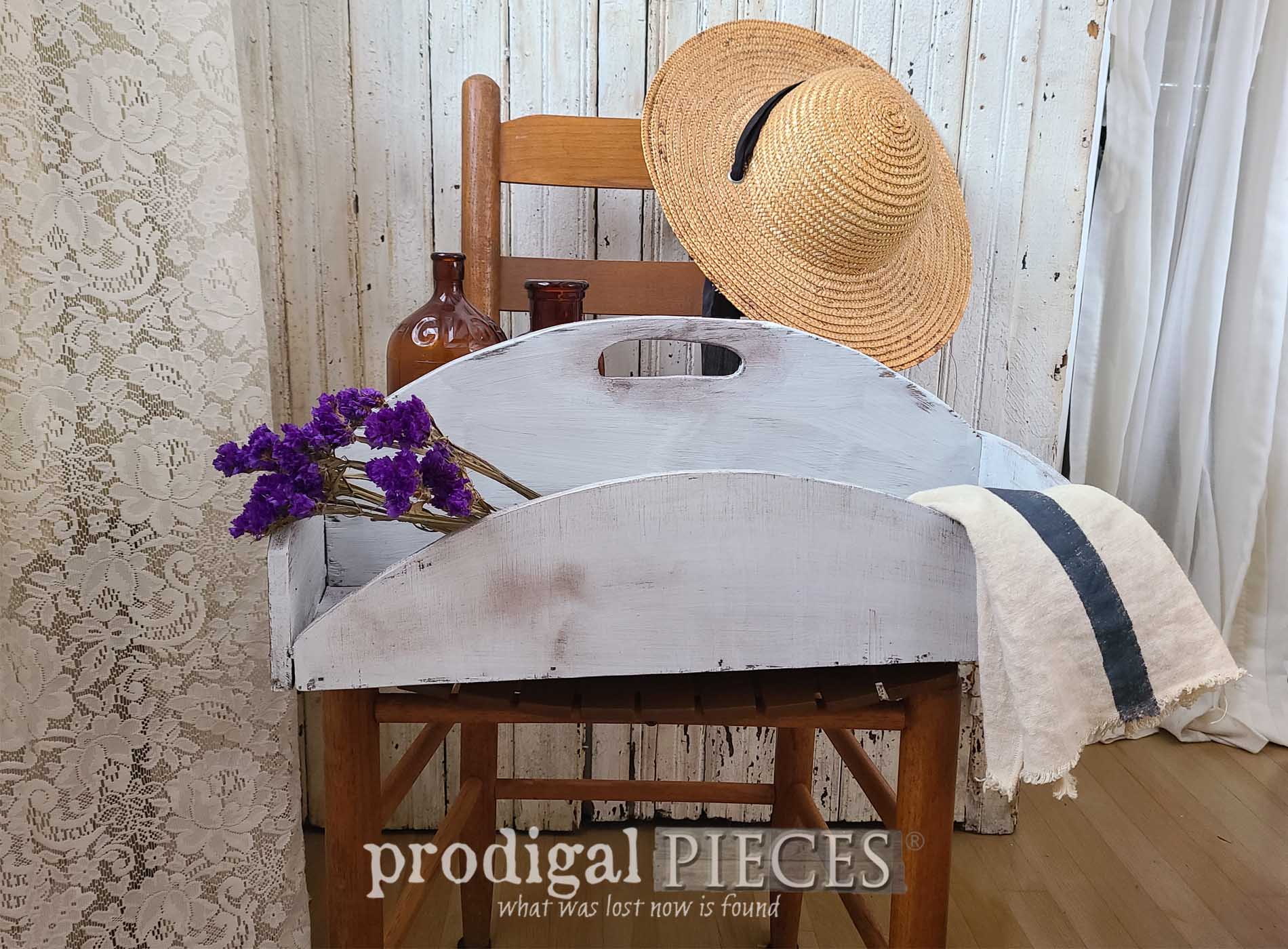 Featured DIY Tote Upcycled from a Table Top by Larissa of Prodigal Pieces | prodigalpieces.com #prodigalpieces