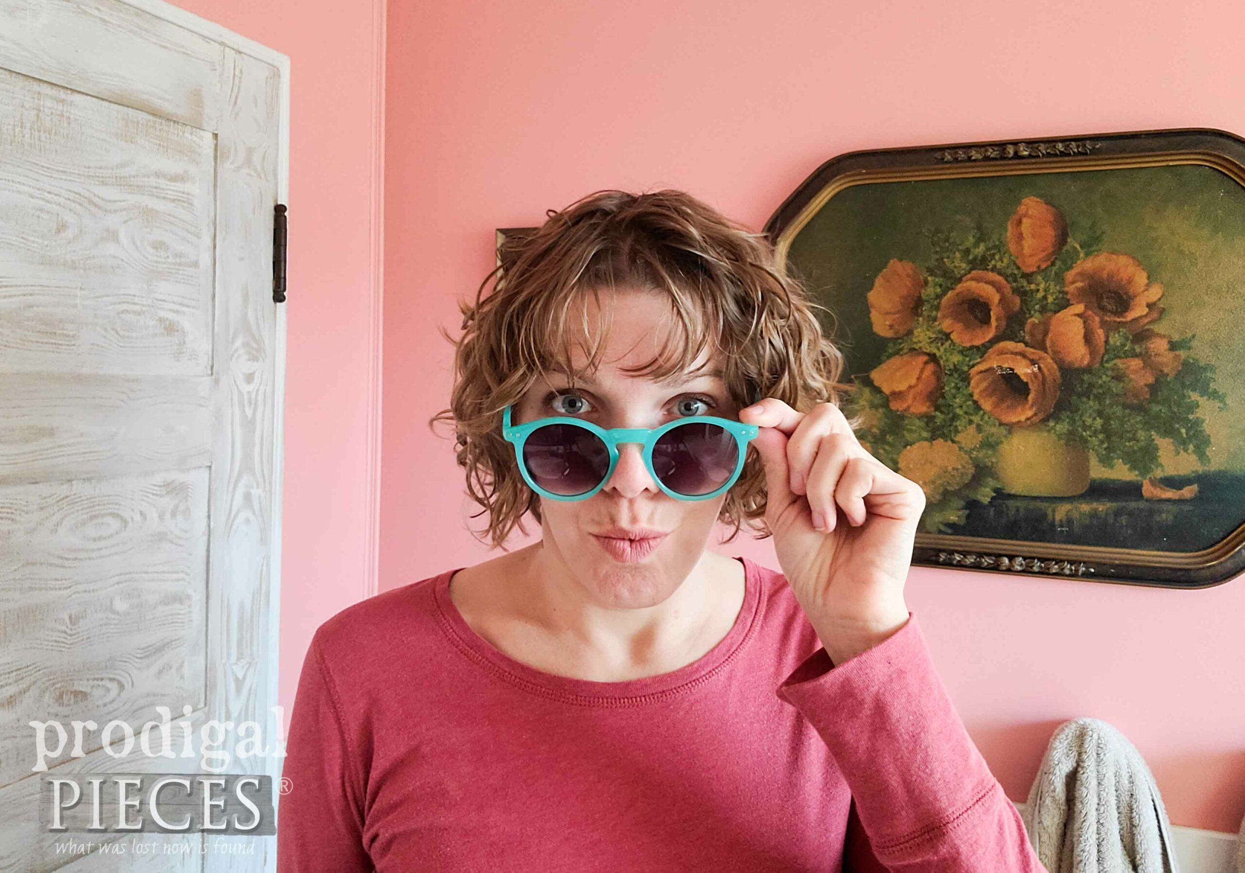 Tipped Sunglasses by Larissa of Prodigal Pieces with her DIY Short Curly Bob Haircut | prodigalpieces.com #prodigalpieces