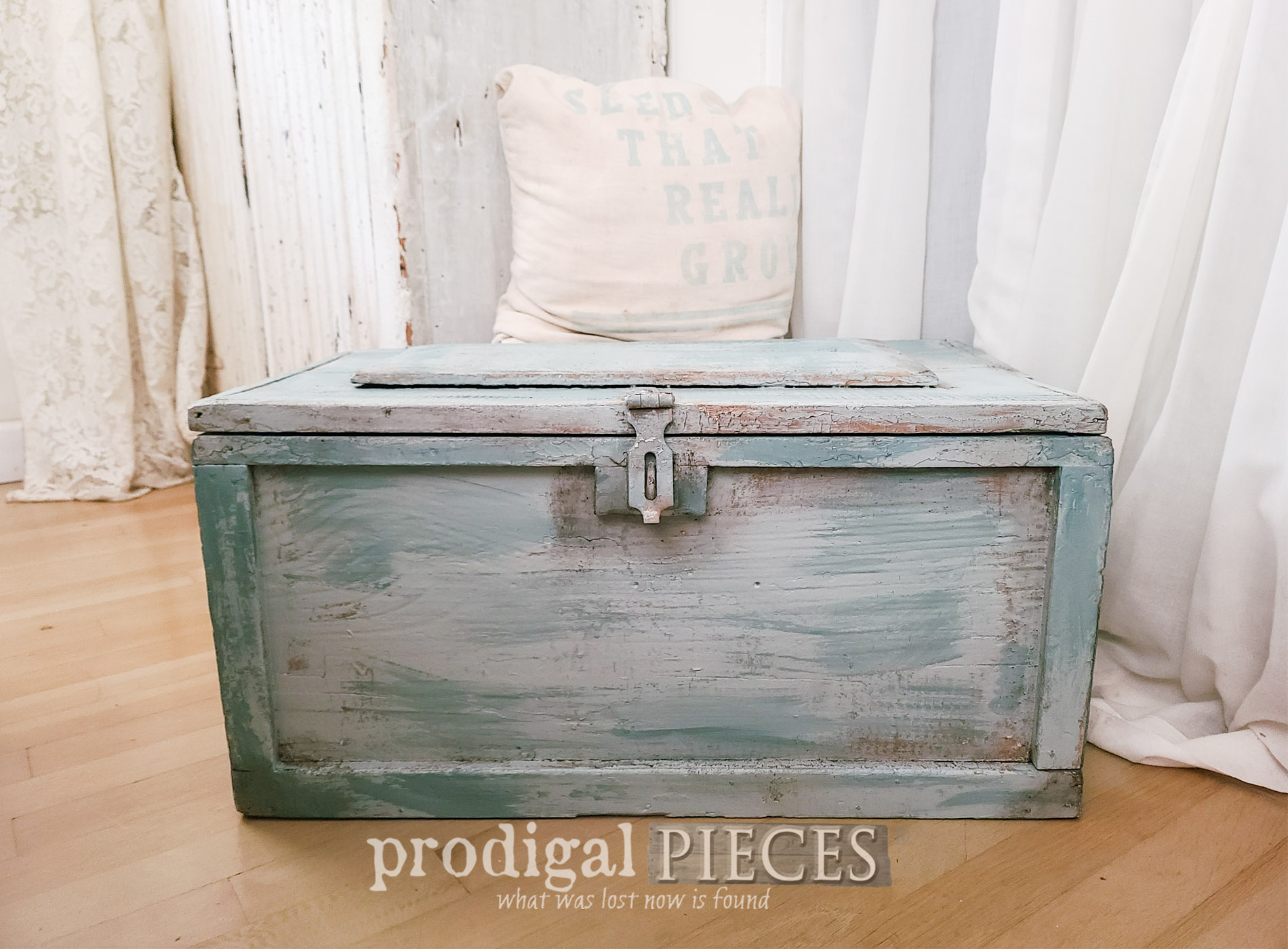 Featured Antique Tool Chest Revival by Larissa of Prodigal Pieces | prodigalpieces.com #prodigalpieces