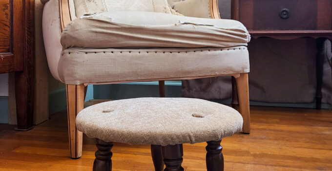 Vintage Footstool Makeover