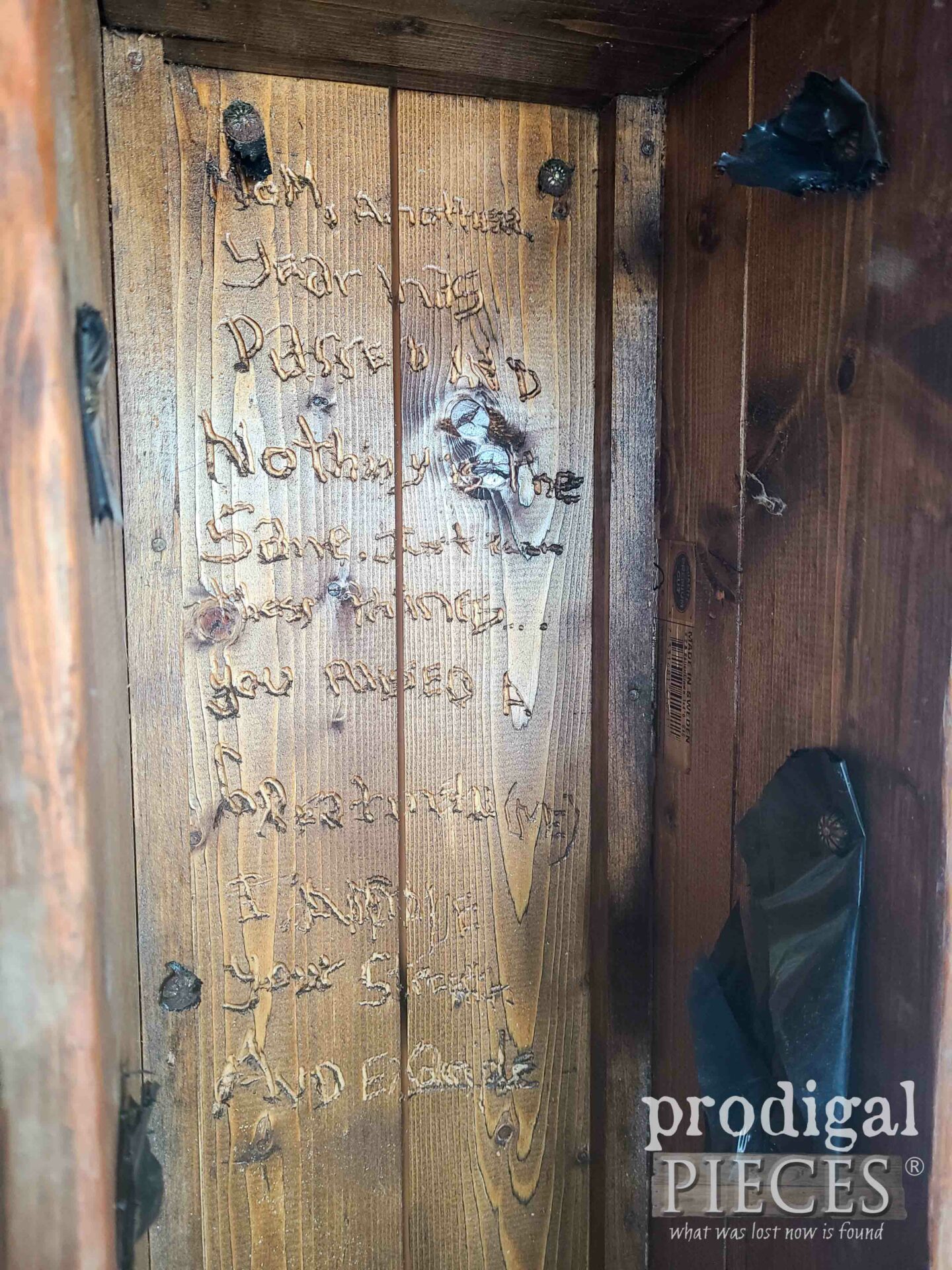 Carved Crate Note | prodigalpieces.com #prodigalpieces Carved Crate Note | prodigalpieces.com #prodigalpieces