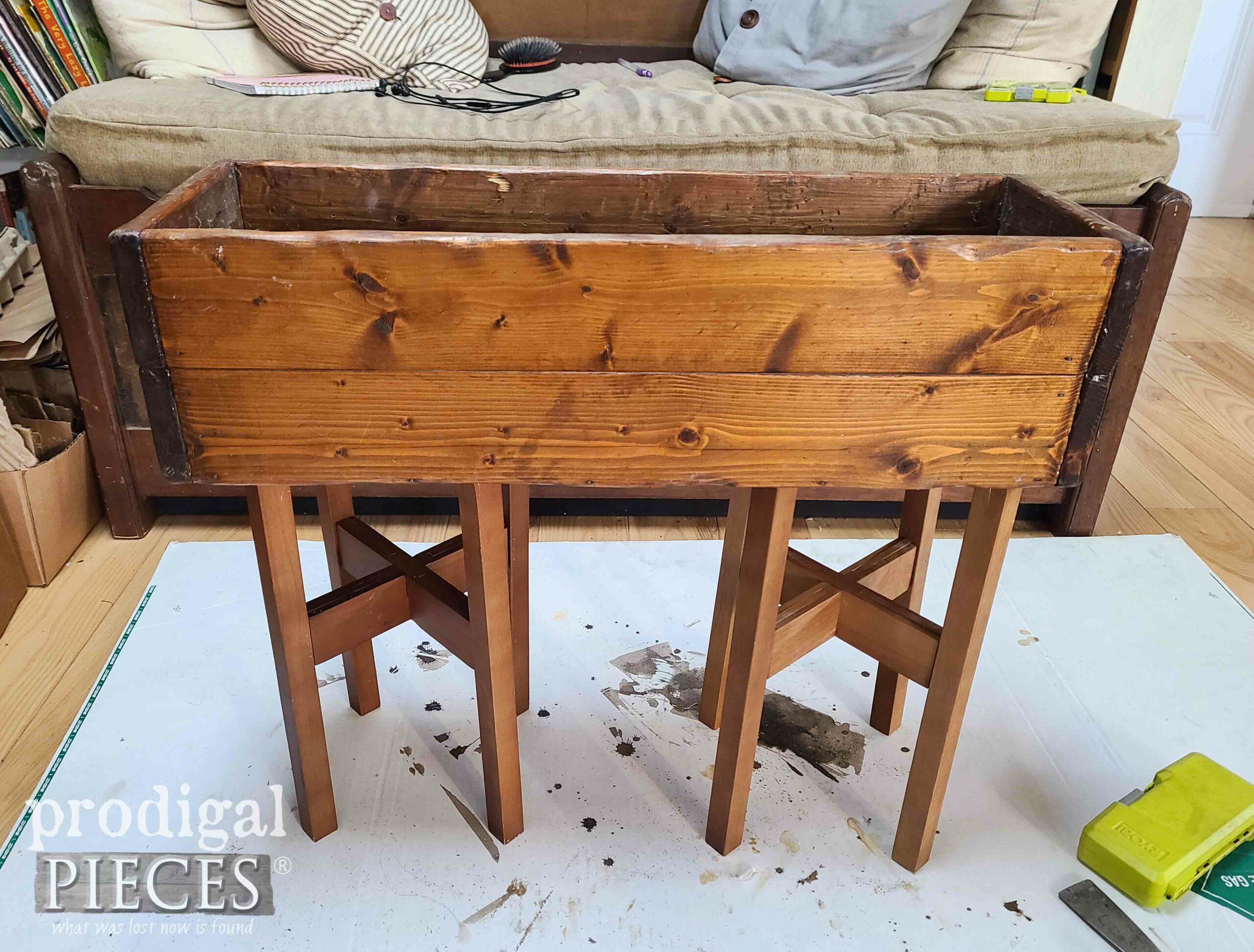Dry Fit Thrifted Crate Stand | prodigalpieces.com #prodigalpieces Dry Fit Thrifted Crate Stand | prodigalpieces.com #prodigalpieces