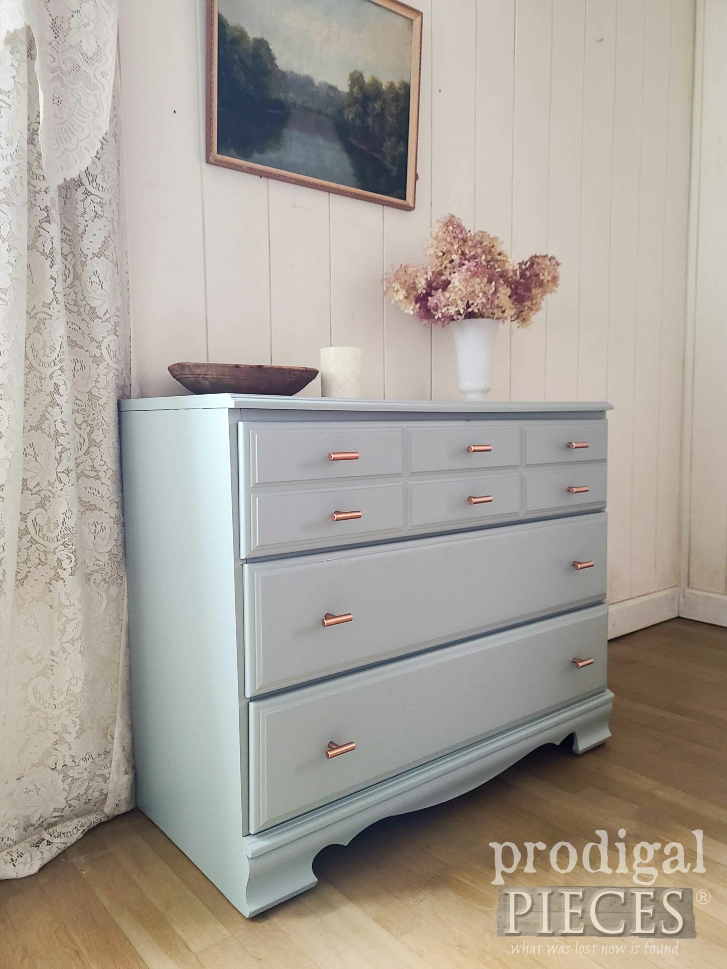 Left Side of Free Chest of Drawers by Larissa of Prodigal Pieces | prodigalpieces.com #prodigalpieces Left Side of Free Chest of Drawers by Larissa of Prodigal Pieces | prodigalpieces.com #prodigalpieces