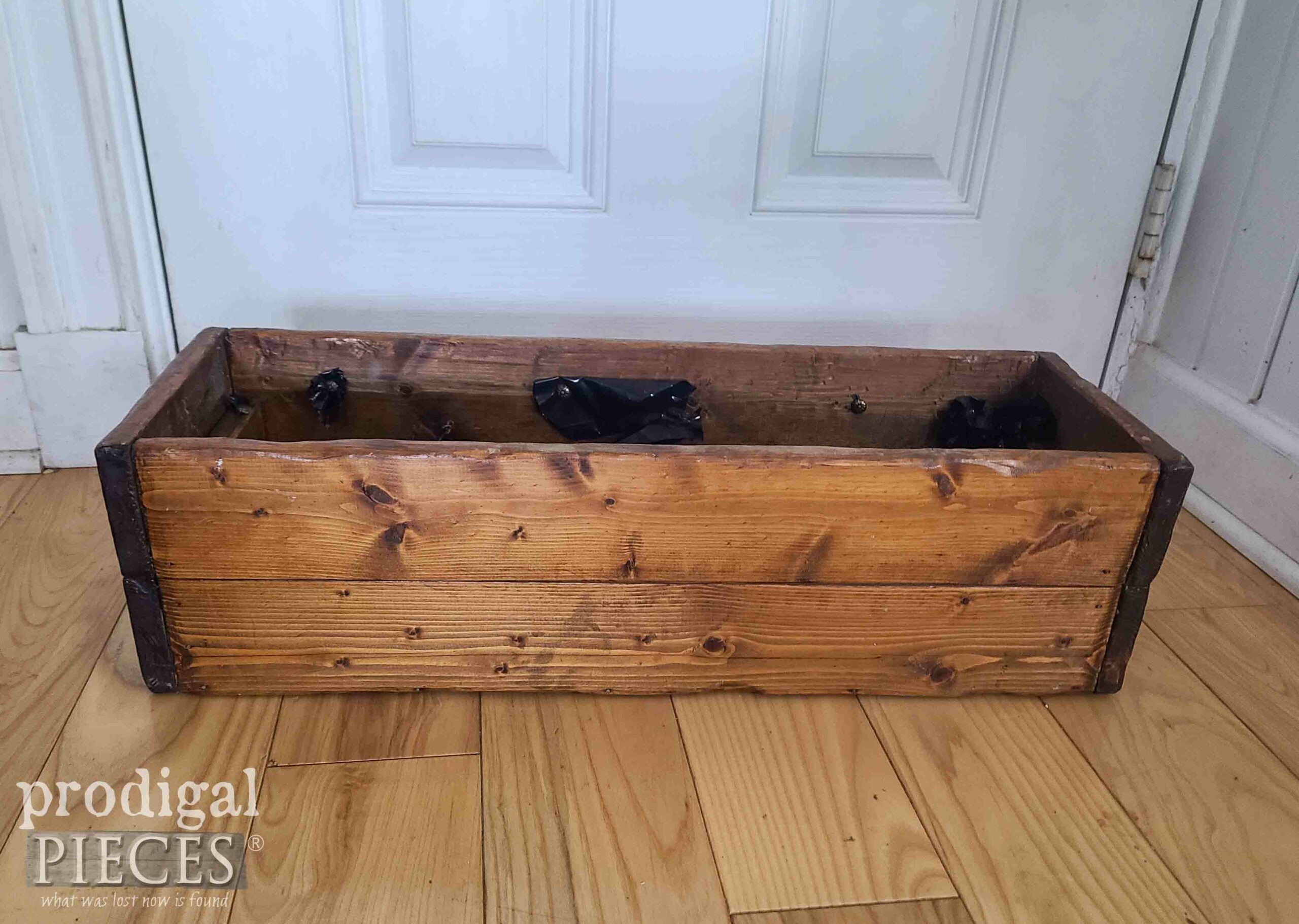 Thrifted Crate Before Upcycled | prodigalpieces.com #prodigalpieces Thrifted Crate Before Upcycled | prodigalpieces.com #prodigalpieces