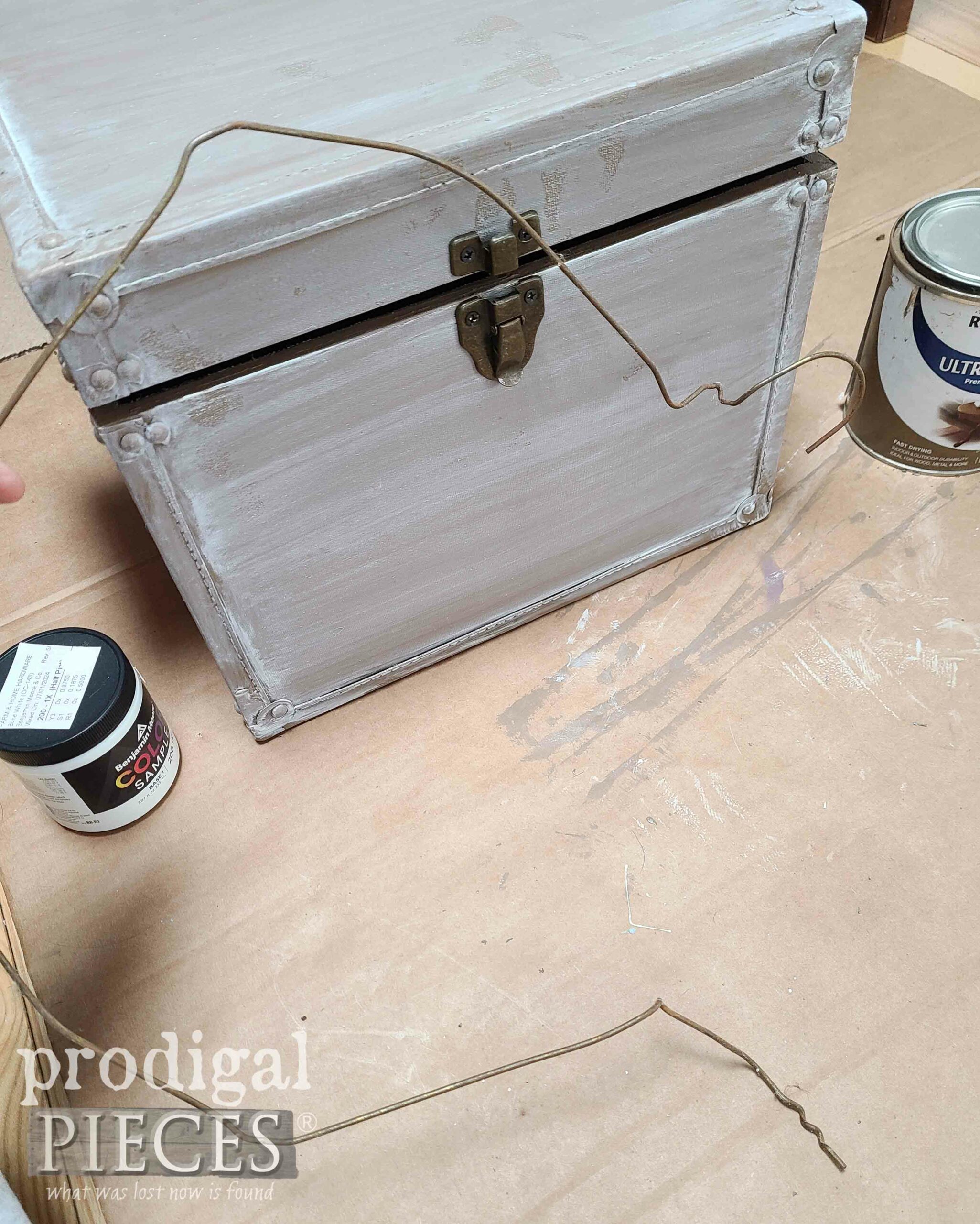 Cutting Wire Hanger to Repair Thrifted Storage Box | prodigalpieces.com #prodigalpieces Cutting Wire Hanger to Repair Thrifted Storage Box | prodigalpieces.com #prodigalpieces