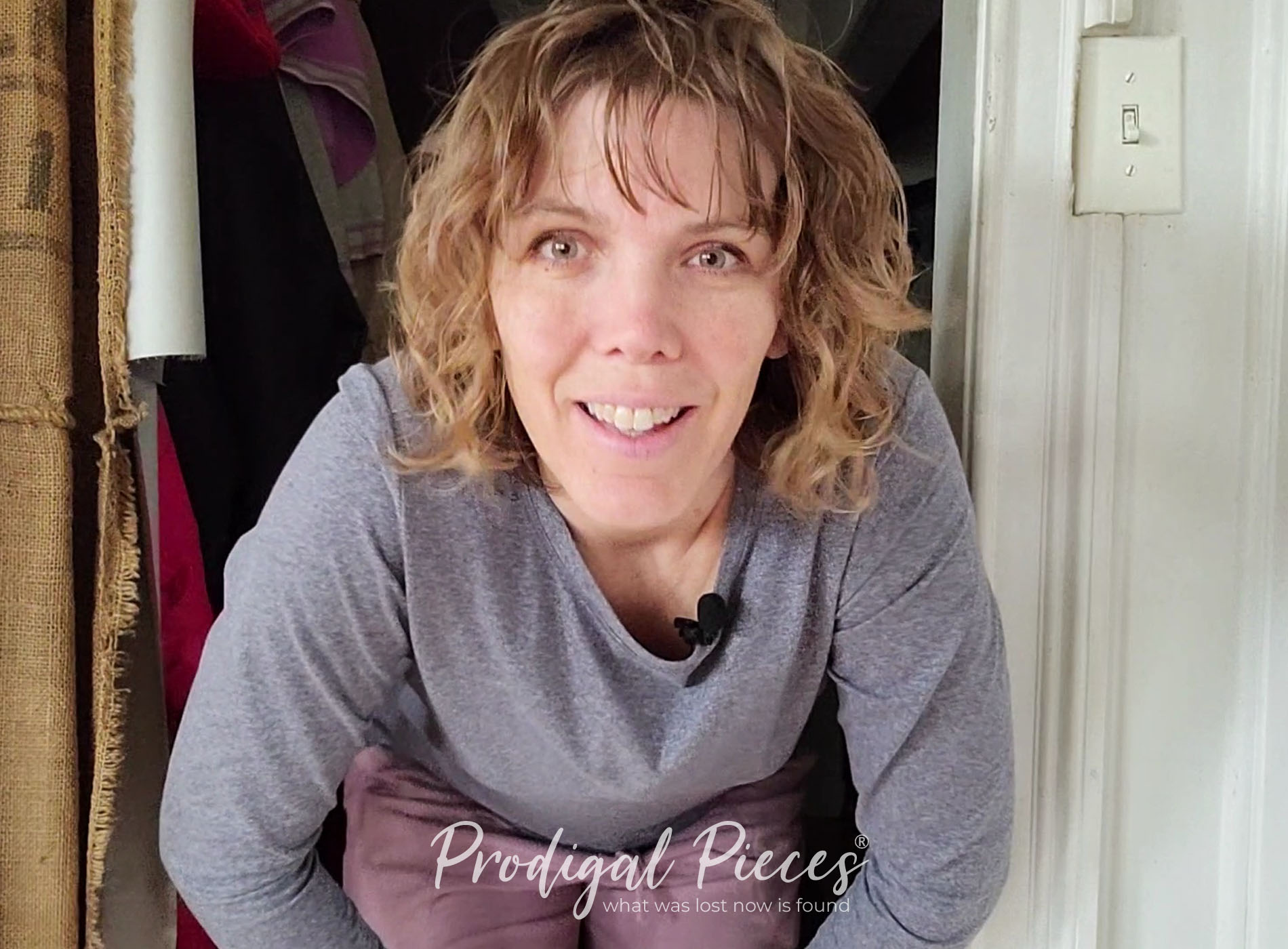 Featured Larissa of Prodigal Pieces shares on Living Single as a Middle-Aged mama with six kids | prodigalpieces.com #prodigalpieces