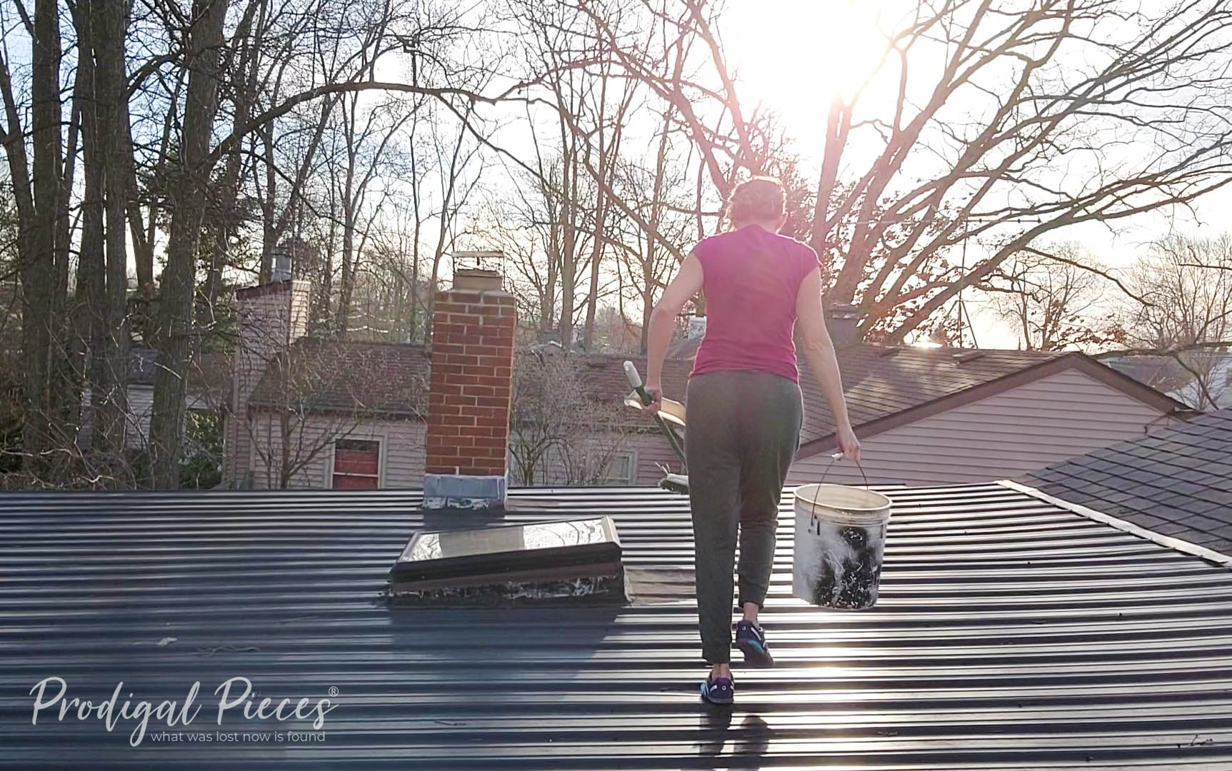Larissa of Prodigal Pieces on her rooftop working | prodigalpieces.com #prodigalpieces