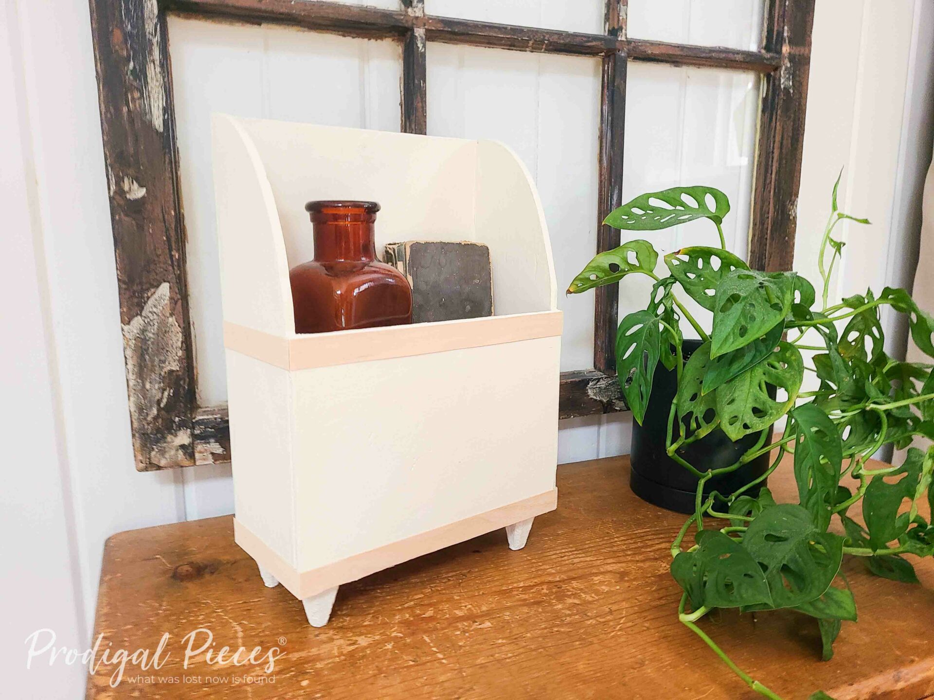 DIY Boho Storage Box for Decor by Larissa of Prodigal Pieces | prodigalpieces.com #prodigalpieces DIY Boho Storage Box for Decor by Larissa of Prodigal Pieces | prodigalpieces.com #prodigalpieces
