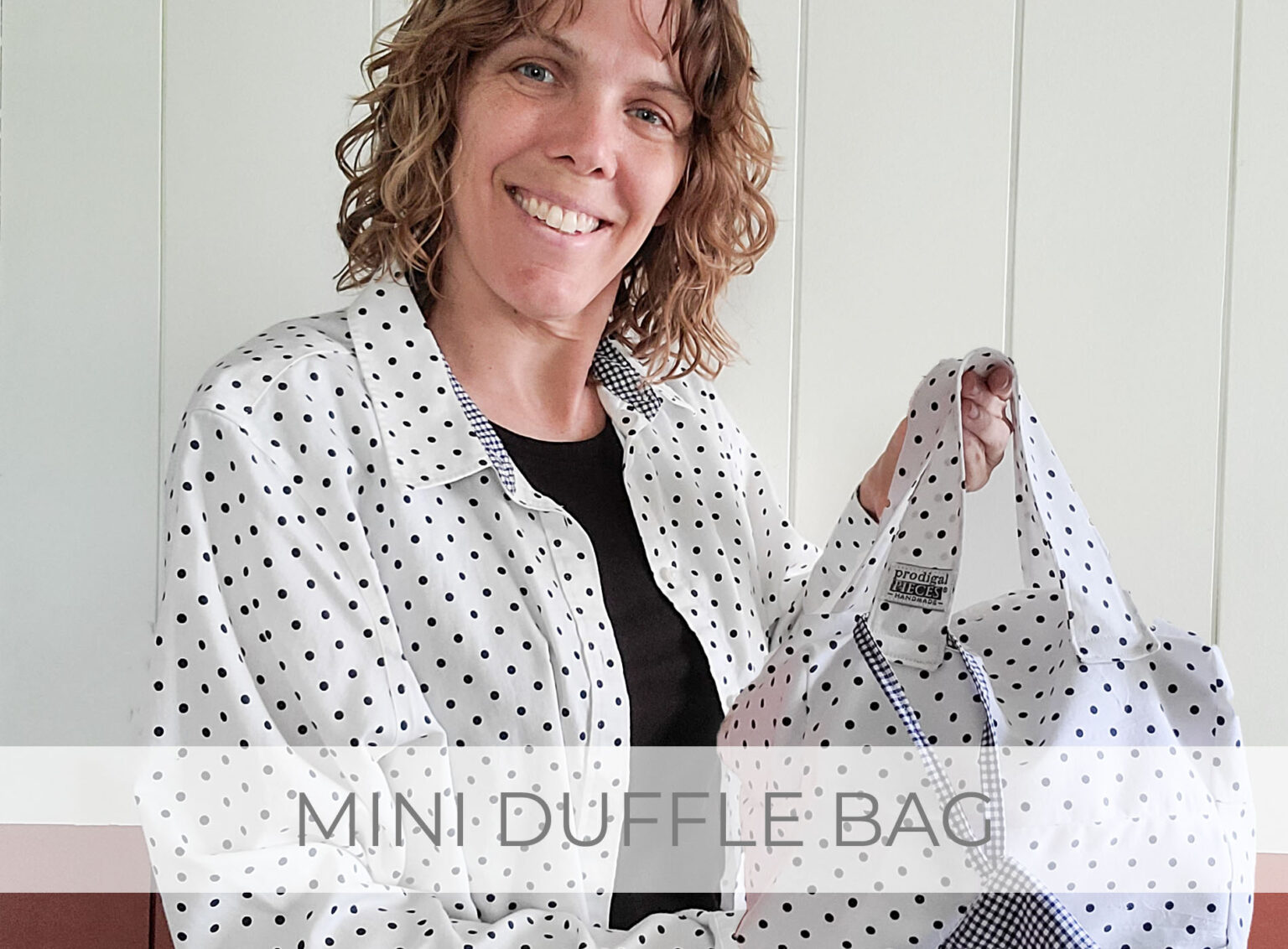 Showcase of Mini Duffle Bag from Refashioned Shirt by Larissa of Prodigal Pieces | prodigalpieces.com #prodigalpieces