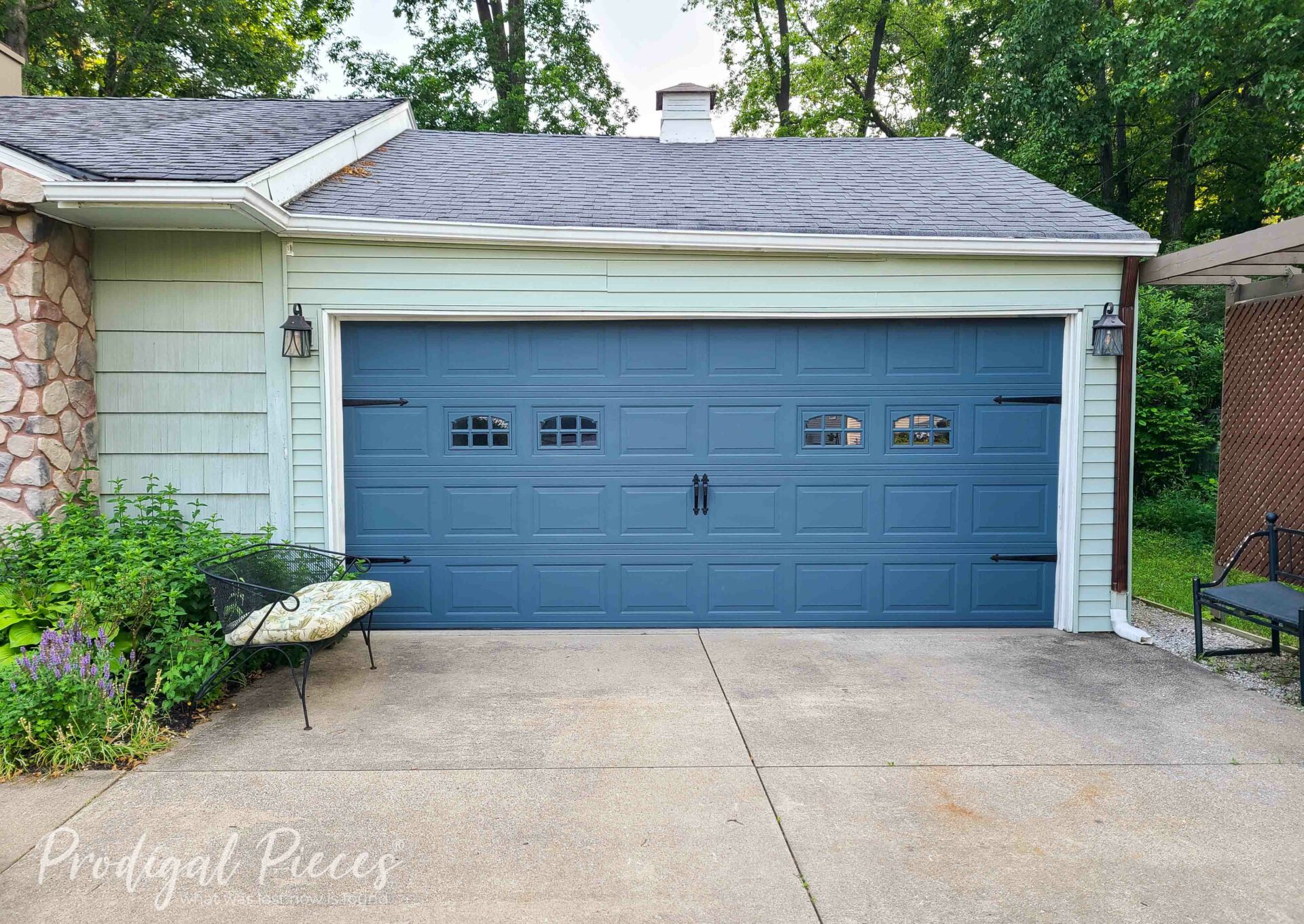 Painted Garage Door After with Blue | livinrealwithlarissa.com Painted Garage Door After with Blue | livinrealwithlarissa.com