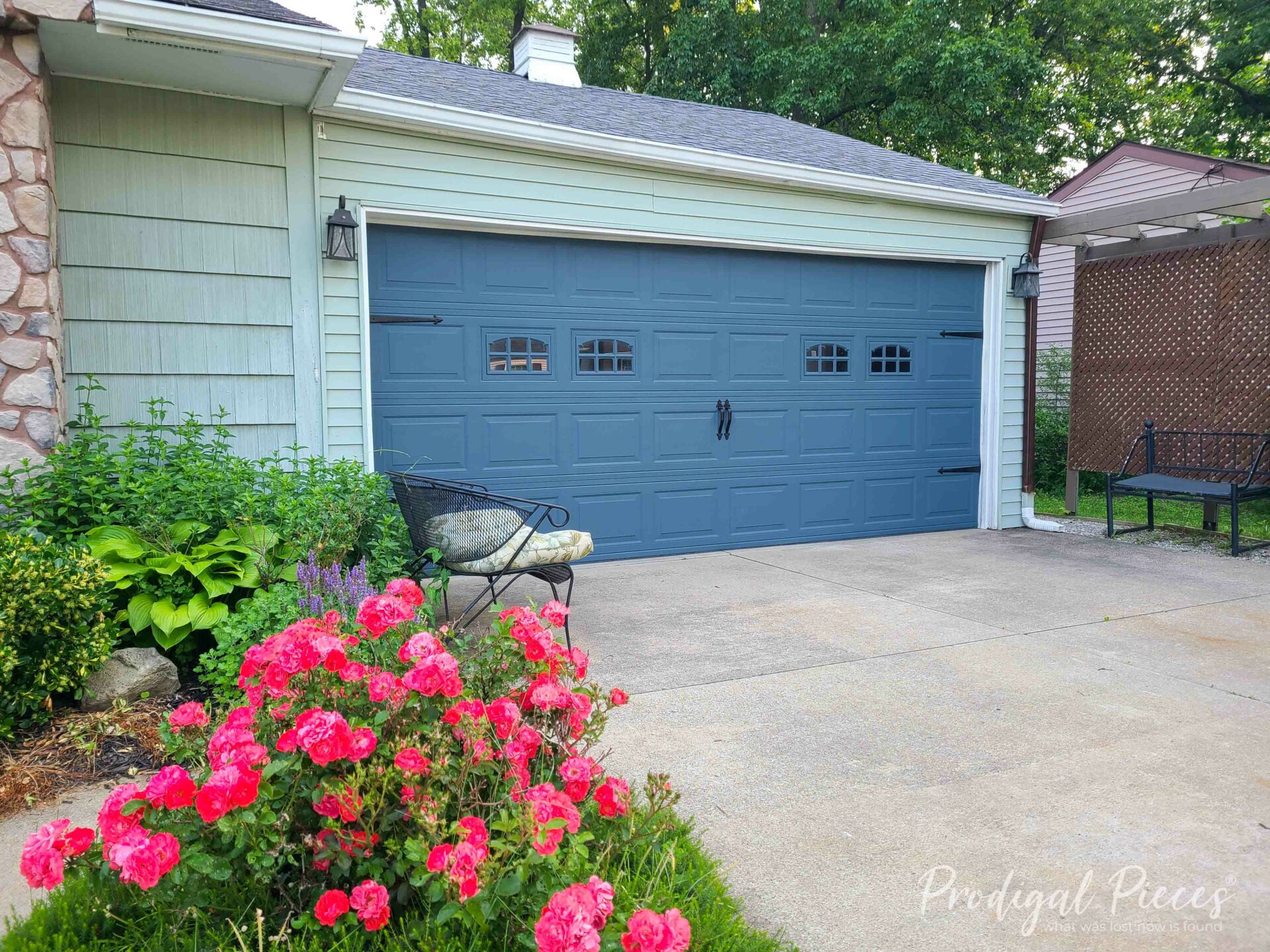 Roses and Blue Garage Door | livinrealwithlarissa.com Roses and Blue Garage Door | livinrealwithlarissa.com