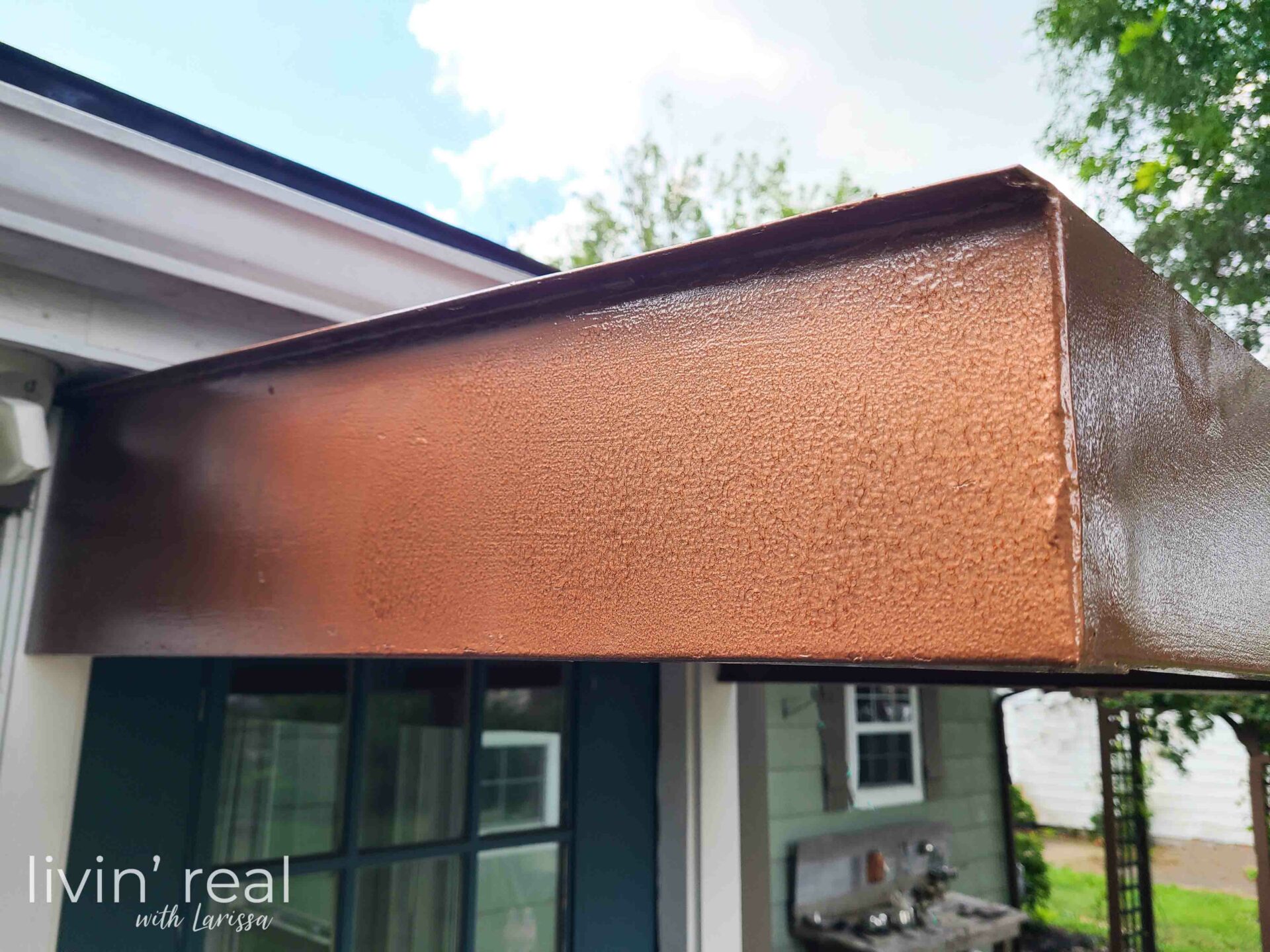 Hammered Copper Metal Awning Paint by Livin' Real with Larissa | livnrealwithlarissa.com #livinrealwithlarissa Hammered Copper Metal Awning Paint by Livin' Real with Larissa | livnrealwithlarissa.com #livinrealwithlarissa