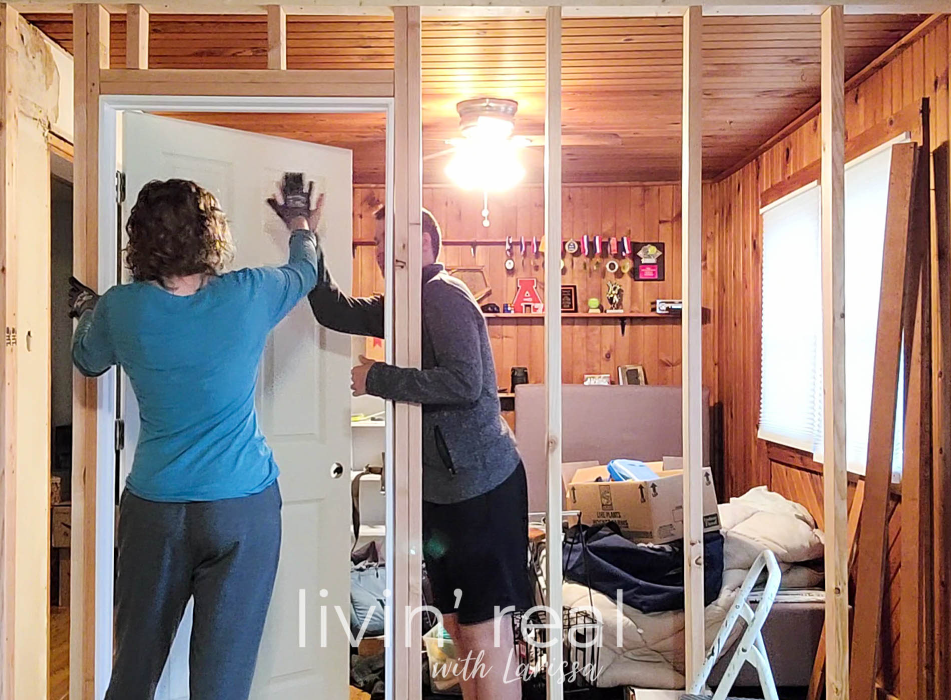 Featured DIY Bedroom Framing by Livin' Real with Larissa | livinrealwithlarissa.com #livinrealwithlarissa
